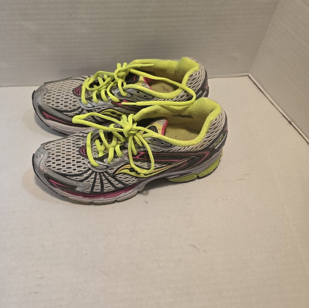 Women running‎ shoes - Picture 3 of 6